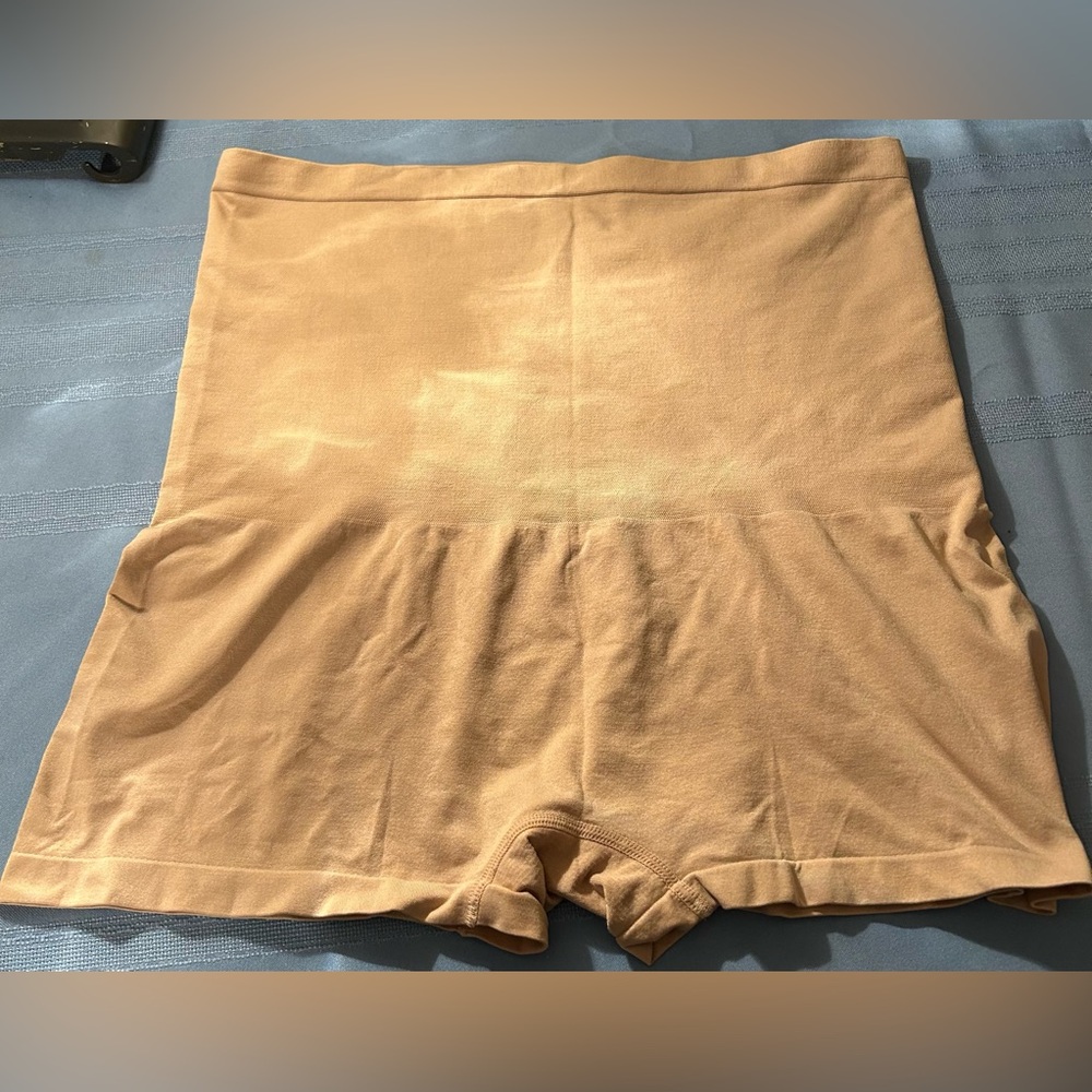 Jockey High-Waist Shaping Shorts in Tan Size 3XL